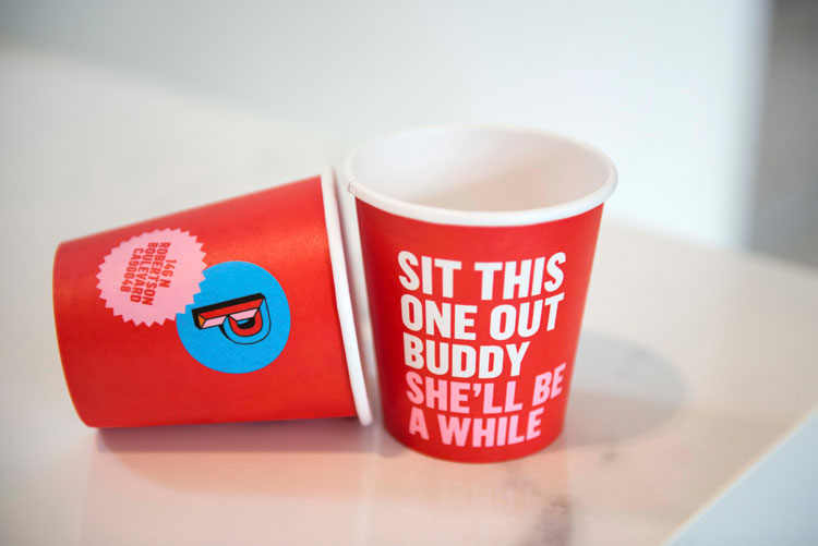 Peria女裝品牌vi形象設計成功案例：時裝設計師需要把自己塑造成一個品牌