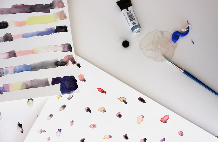 奢華的愛麗絲限量版產(chǎn)品包裝設(shè)計