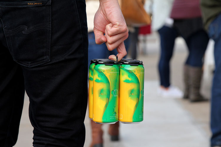 聯(lián)邦啤酒產(chǎn)品包裝設(shè)計，絢麗多彩